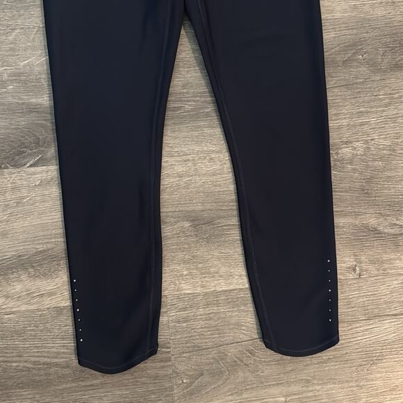 NWT Athleta Pacesetter 7/8 Tight Navy Size Small Running / Gym - Picture 4 of 12